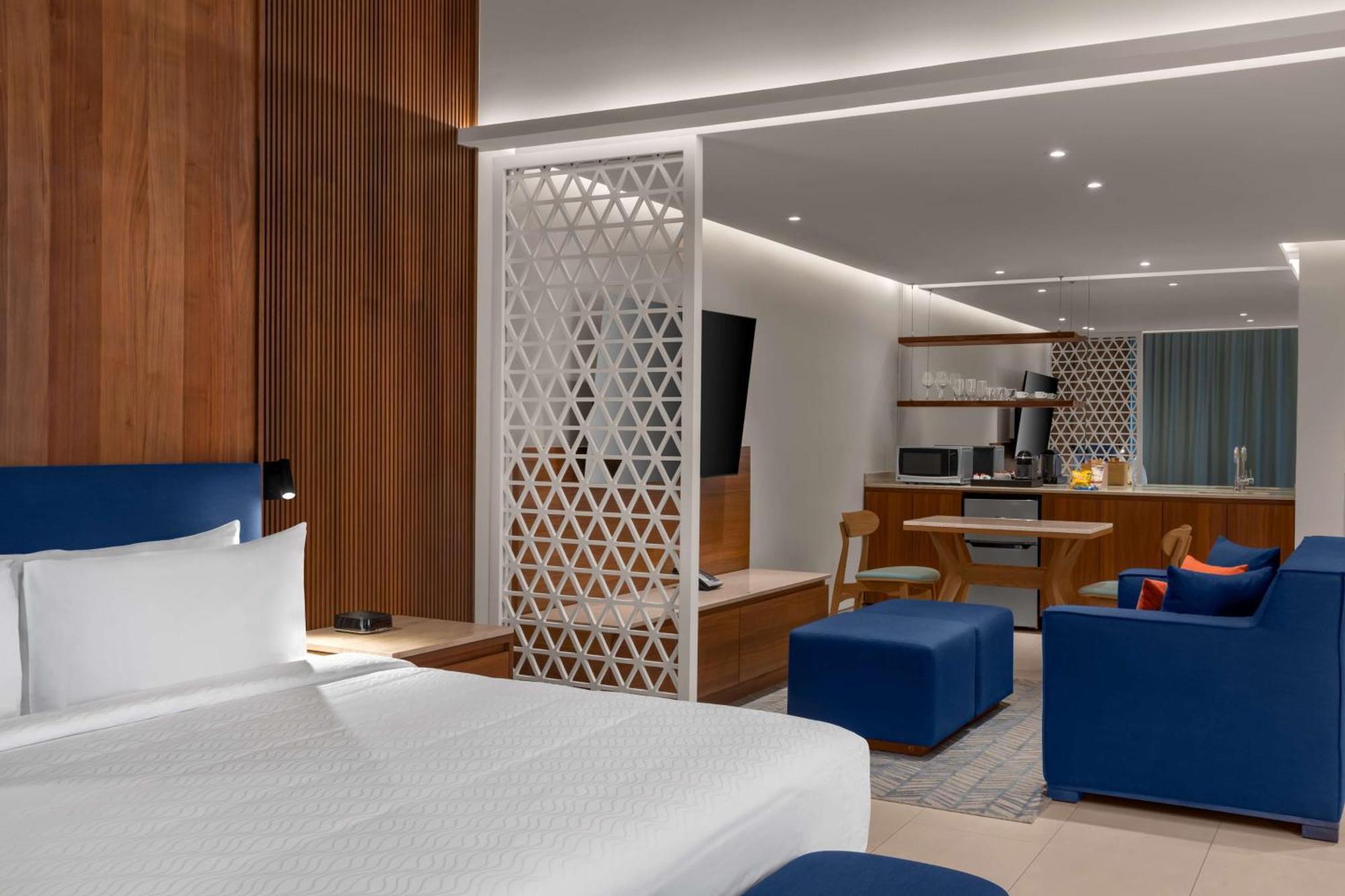 Hilton Cancun Mar Caribe All-Inclusive Resort Екстер'єр фото
